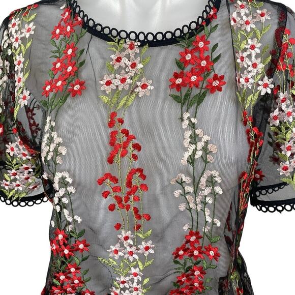 Loveriche Black Mesh Sheer Floral Embroidered Short Sleeve Peplum Blouse Top M - Picture 3 of 5